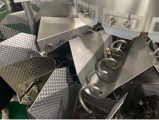 Sticky Fresh Chicken Multihead Weigher With Scraper Bucket Customized Linear Plate