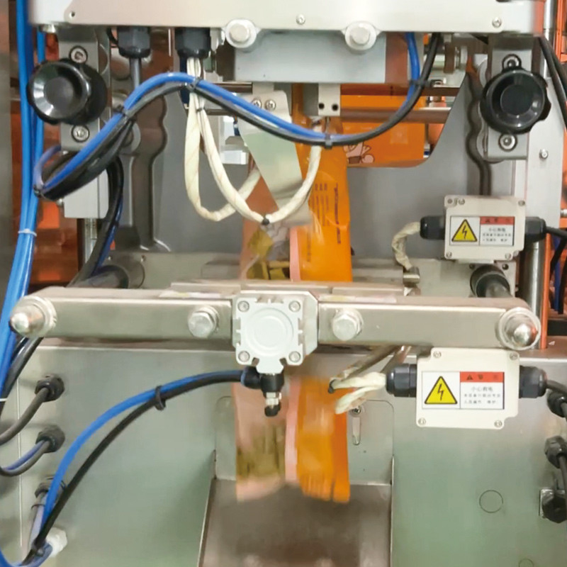 Automatic Multi Head Weigher Snack Food Vffs Nitrogen Packing Machine With Metal Detector