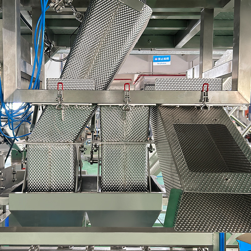 Fresh Rib Plastic Box Packaging Production Line With 10'' Color Touch Screen