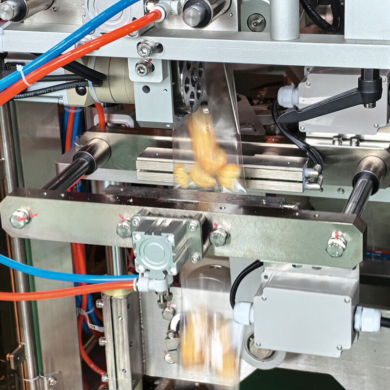 High Speed VFFS Machine For Pet Food, Snacks And Nuts Packaging With 80-200 Bags/Min Output