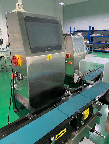 SUS304 High Precision Check Weigher 0.1KW Belt Width 95mm For Medicine / Food